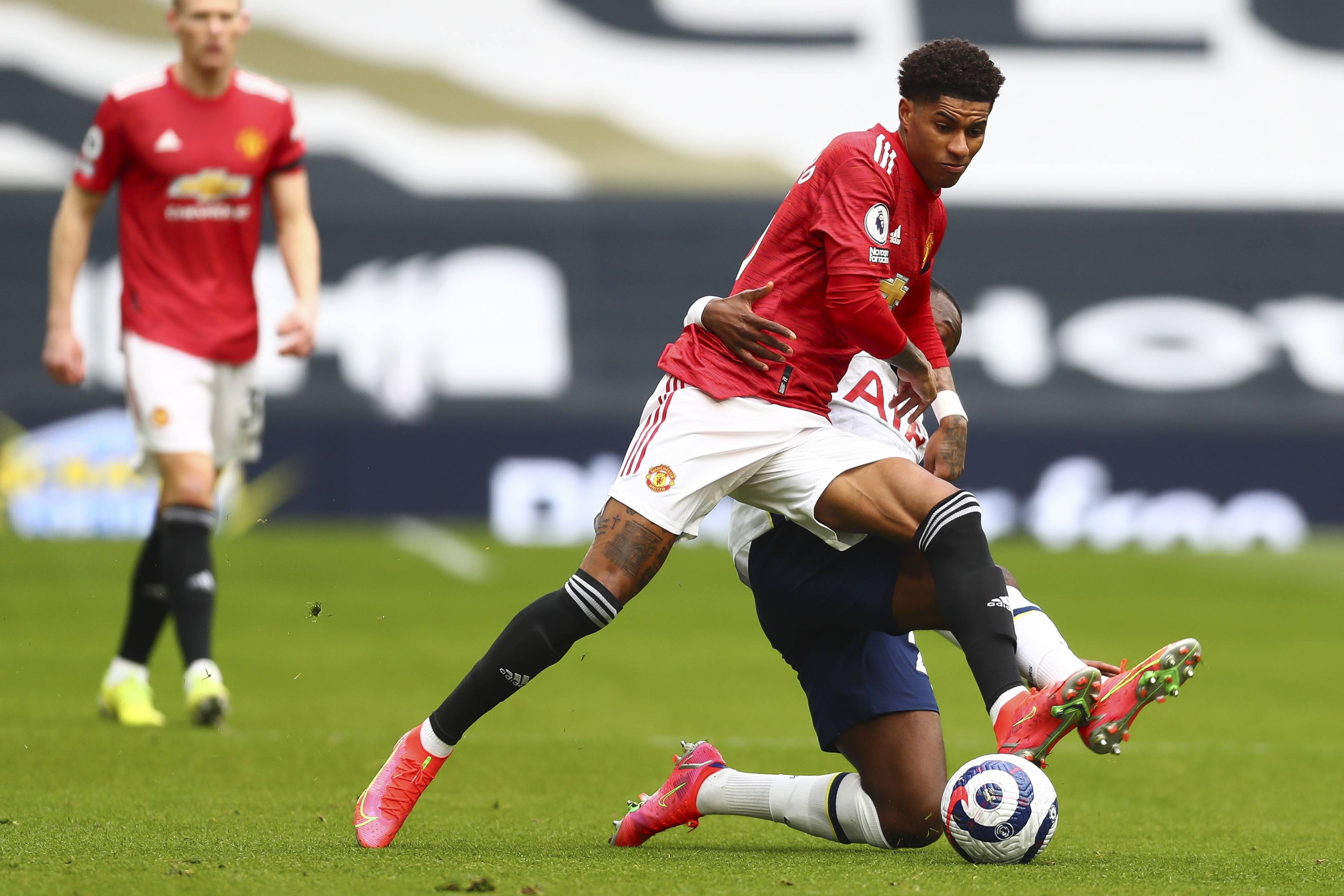 格引进他 格引进他